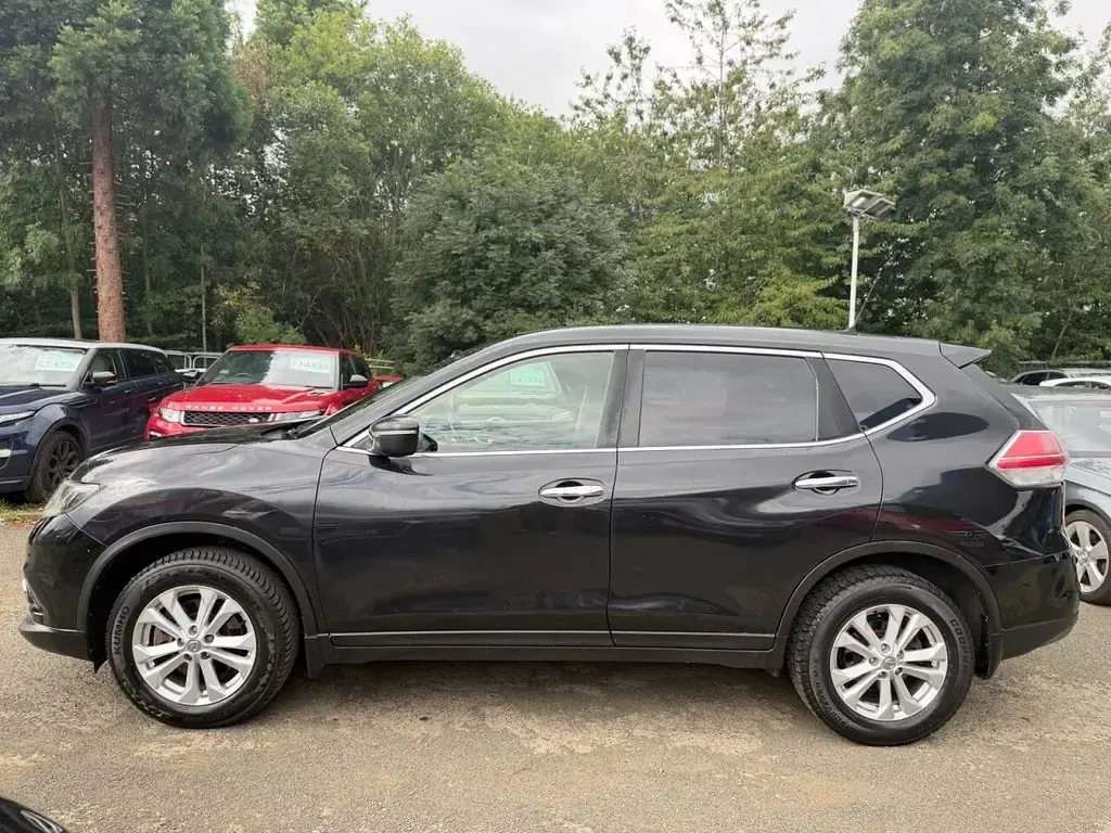Used Nissan X-Trail Acenta 130 HP (95 kW) 2017 Black SUV