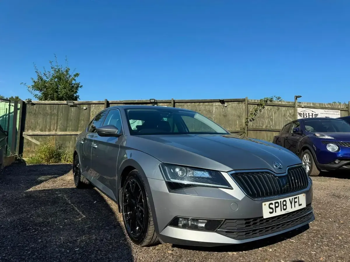 Used Skoda Superb SE L Executive 190 HP (139 kW) 2018 Grey Hatchback