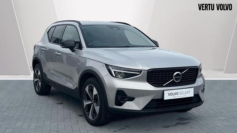 Used 2024 Volvo XC40 Plus SUV | £32,830 (Fair price) - Image 1/3