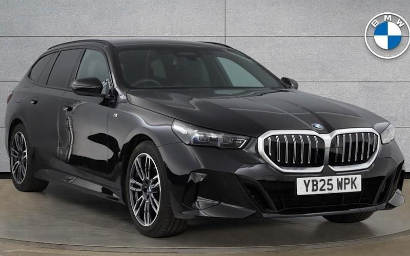 Used BMW 520 M Sport 208 HP (152 kW) 2025 Black Estate