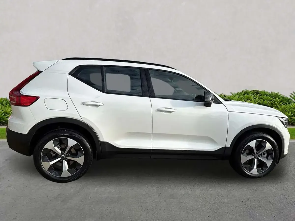 Used Volvo XC40 Plus 2025 White SUV