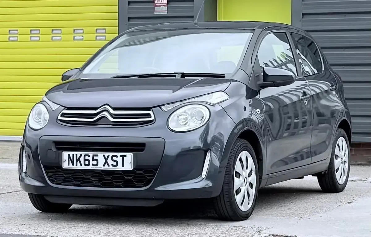Used Citroën C1 Feel 68 HP (50 kW) 2015 Blue Hatchback