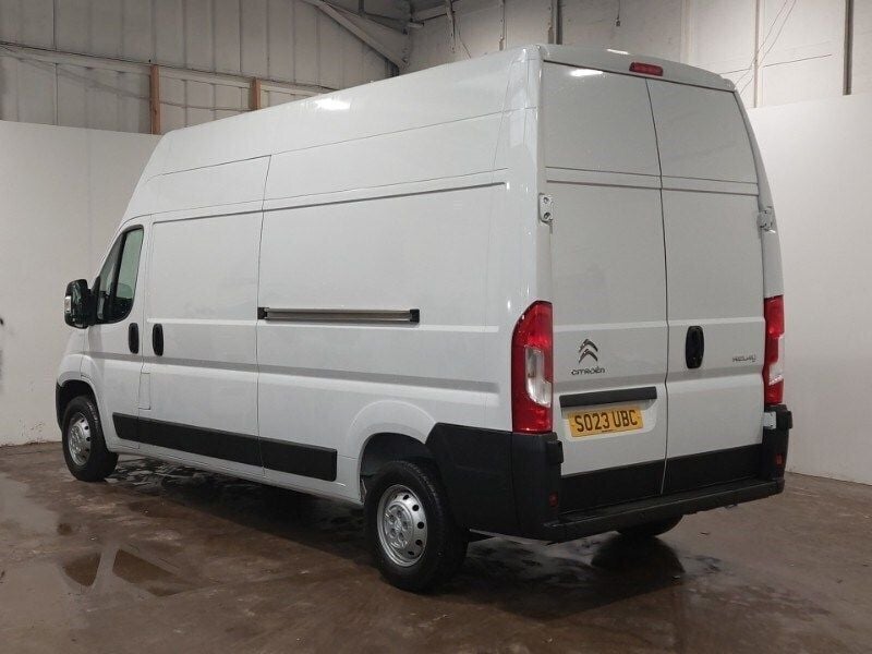 Used Citroën Relay 140 HP (102 kW) 2023 White Van