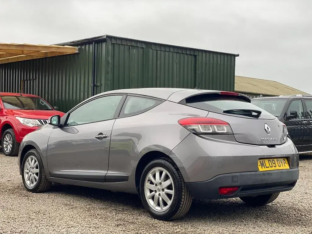 Used Renault Mégane Coupé Expression 2009 Grey Coupe