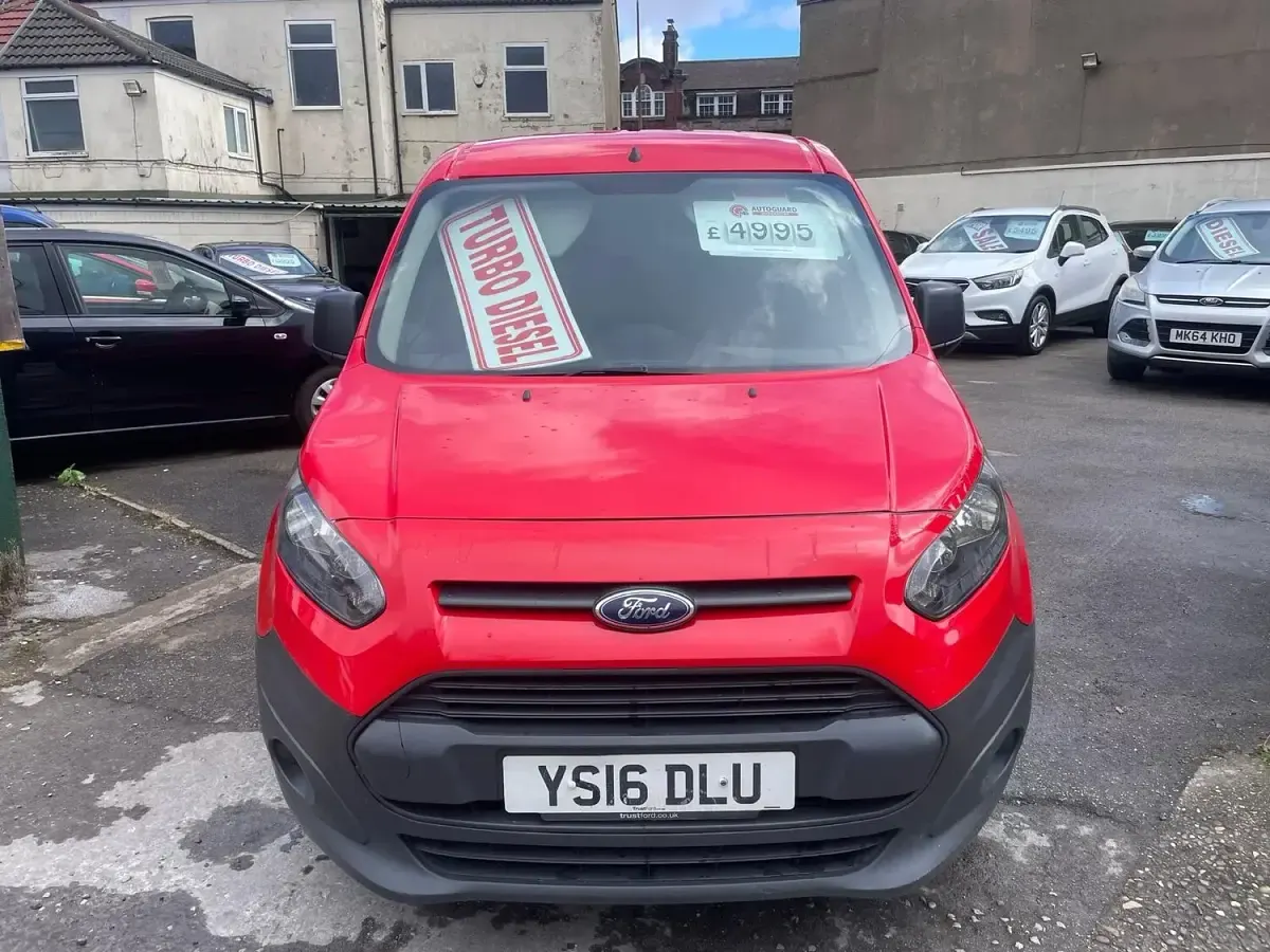 Used Ford Transit Connect 75 HP (55 kW) 2016 Red MPV