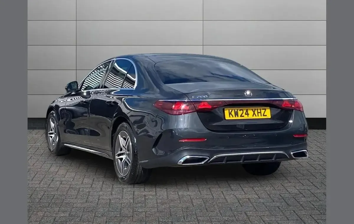 Used Mercedes E200 AMG line 204 HP (150 kW) 2024 Grey Sedan