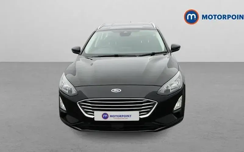 Used Ford Focus Zetec 101 HP (74 kW) 2020 Black Estate