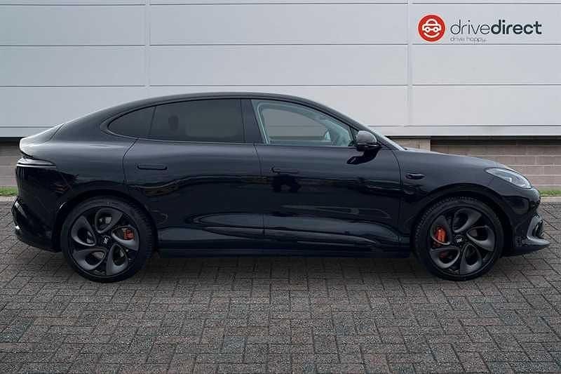 Used MG IM6 553 kW (752 HP) 2025 Black SUV