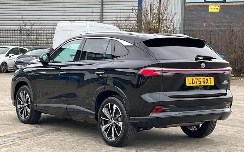 Used MG HS Trophy 224 HP (164 kW) 2025 Black SUV