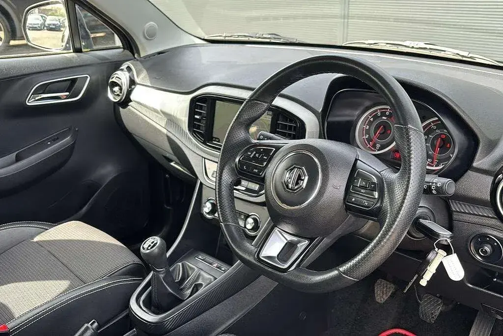 Usado MG MG3 Exclusive 106 HP (77 kW) 2020 Preto Citadino