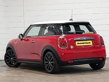 Używany Mini Cooper S Level 2 135 kW (184 KM) 2020 Czerwony Hatchback