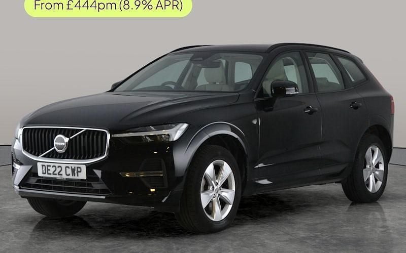 Used Volvo XC60 Momentum 250 HP (183 kW) 2021 SUV