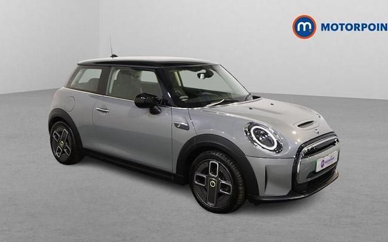Used Mini Cooper Level 1 135 kW (184 HP) 2023 Hatchback