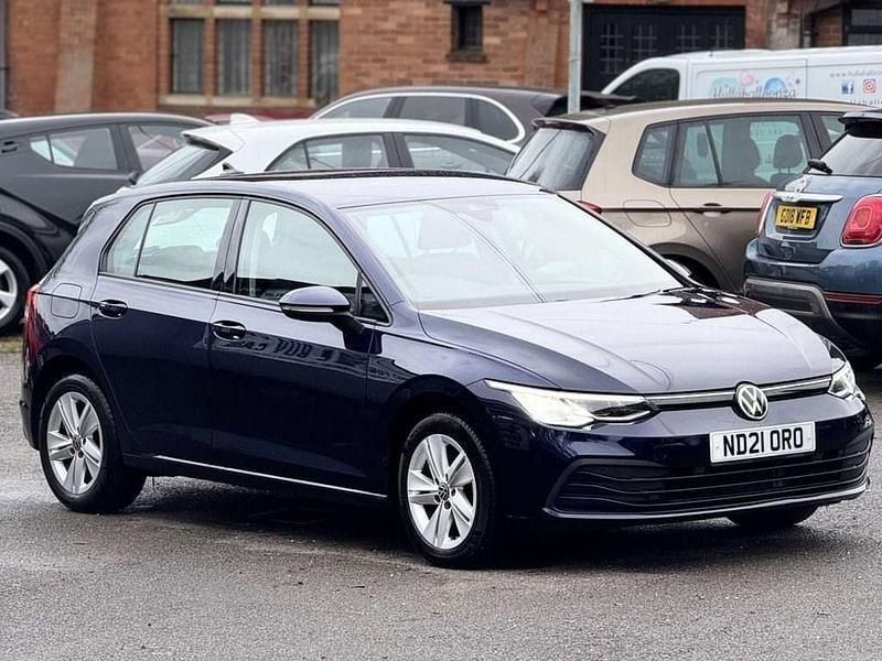 Used VW Golf VII Life 110 HP (80 kW) 2021 Blue Hatchback