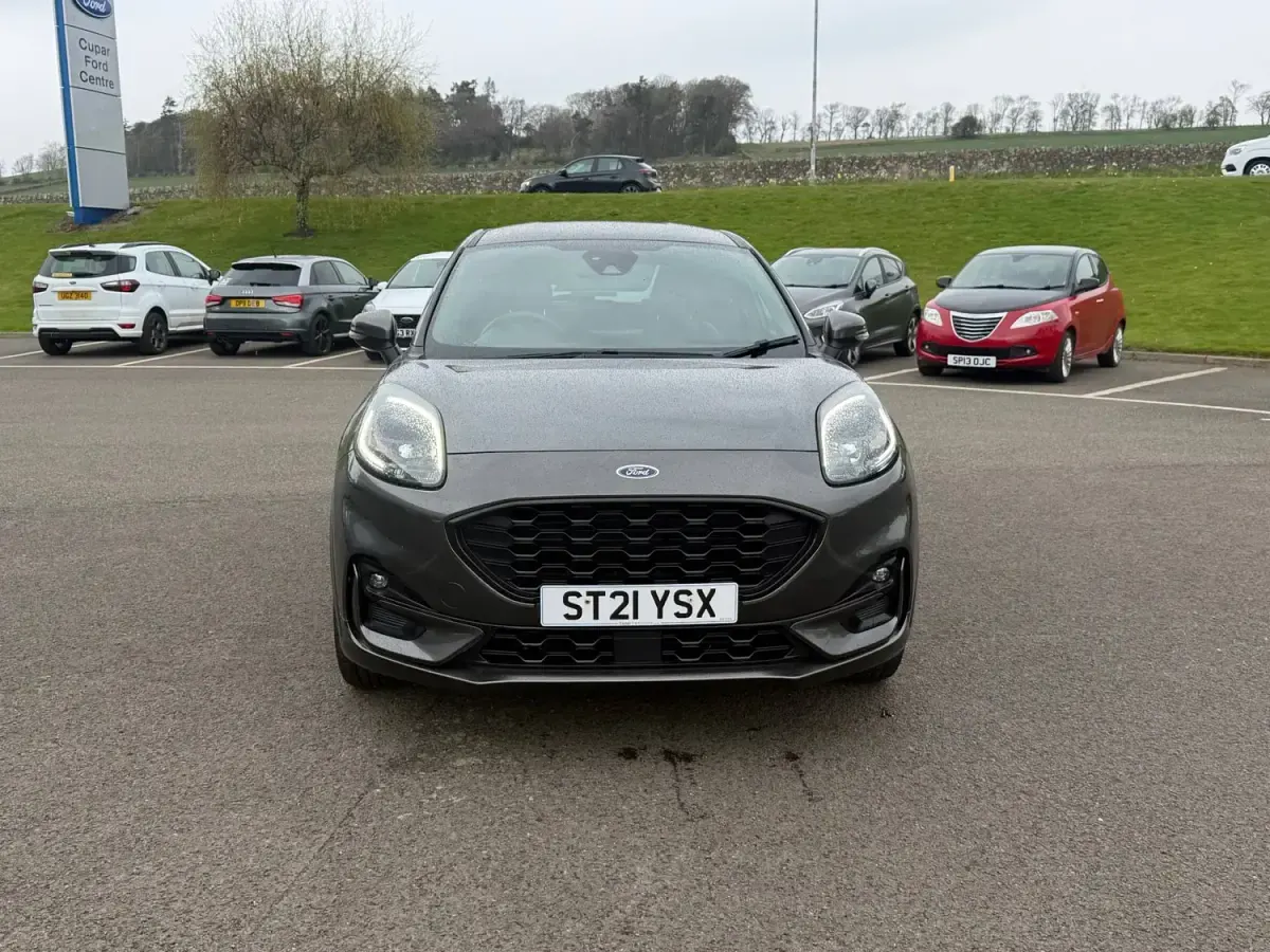 Usado Ford Puma ST-Line X 125 CV (91 kW) 2021 Gris SUV