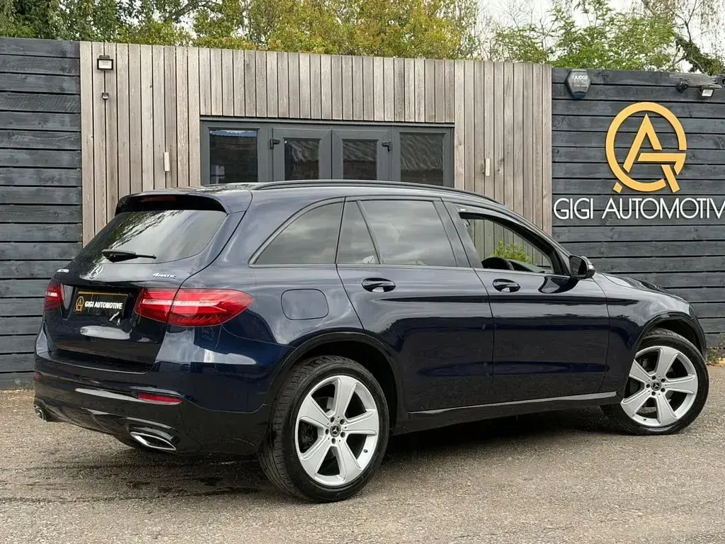 Used Mercedes GLC220 Urban 167 HP (122 kW) 2018 Blue SUV