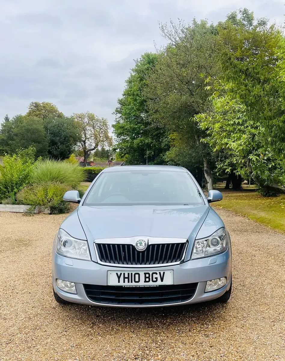 Used Skoda Octavia Elegance 75 HP (55 kW) 2010 Blue Hatchback