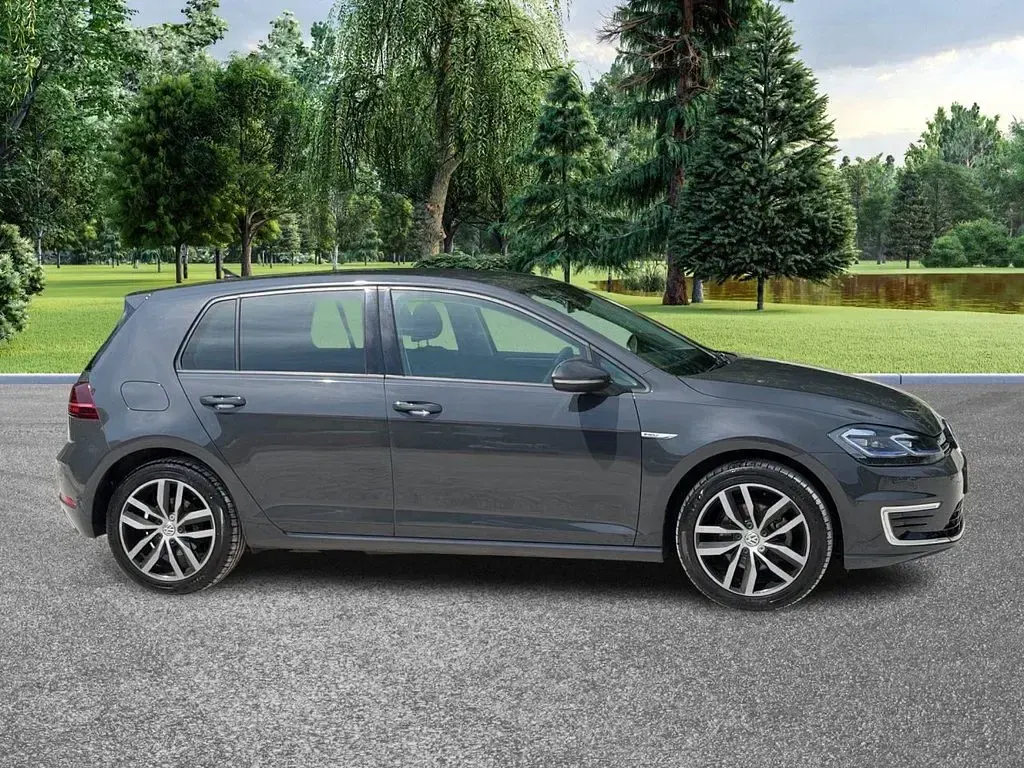 Used VW e-Golf 100 kW (136 HP) 2019 Grey Hatchback