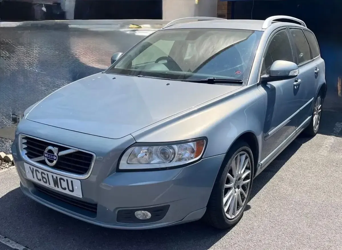 Used Volvo V50 SE Lux 150 HP (110 kW) 2011 Blue Estate