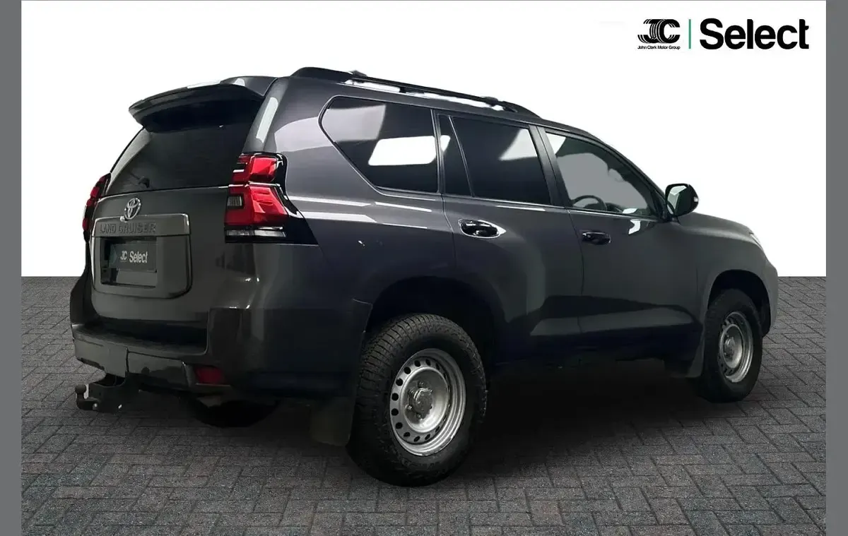 Used Toyota Land Cruiser 204 HP (150 kW) 2021 Grey SUV