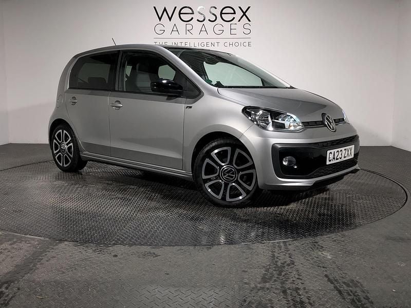 Used VW up! R-line 65 HP (47 kW) 2023 Hatchback