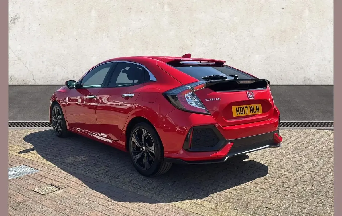 Used Honda Civic Prestige 180 HP (132 kW) 2017 Red Hatchback
