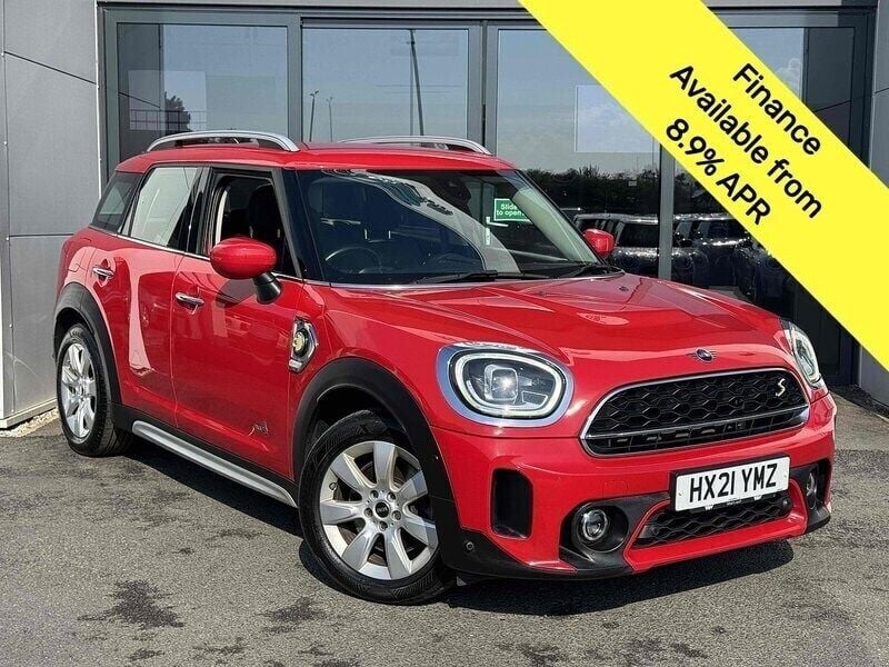 Chili red Used 2021 Mini Cooper Countryman Classic SUV | £13,195 - Image 1/3