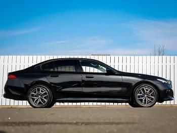 New BMW 520 M Sport 208 HP (152 kW) 2025 Black Sedan