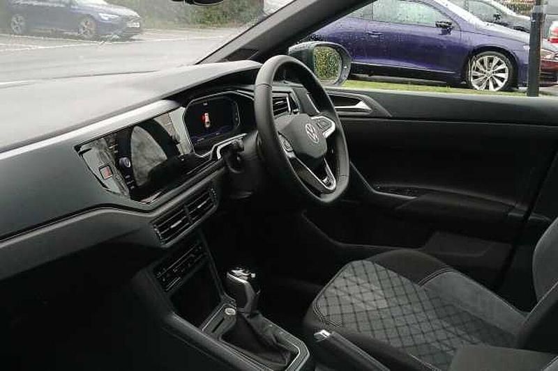 Used VW Taigo Black Edition 150 HP (110 kW) 2025 Silver SUV