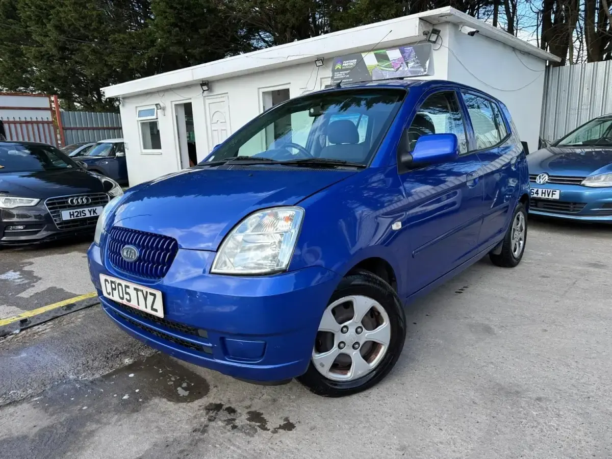 Second-hand Kia Picanto LX 2005 Albastru Hatchback
