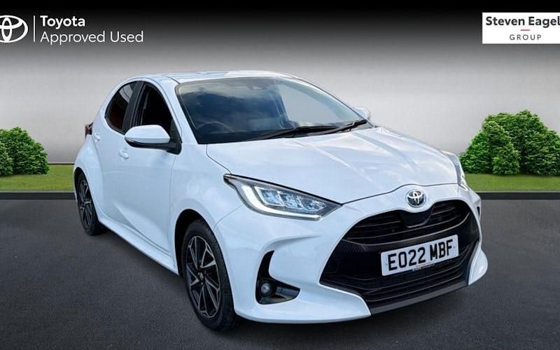 Used Toyota Yaris Hybrid Design 116 HP (85 kW) 2025 Hatchback