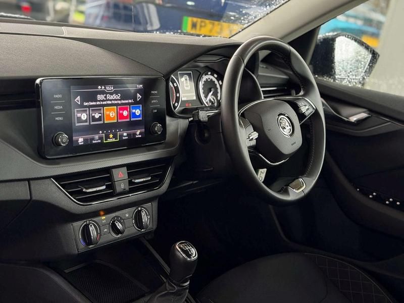 Used Skoda Kamiq SE 2021 Blue SUV