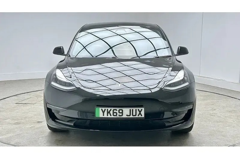 Used Tesla Model 3 Standard Range Plus 239 kW (325 HP) 2019 Black Sedan