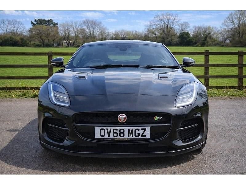 Used Jaguar F-Type Supercharged 550 HP (404 kW) 2018 Black Coupe
