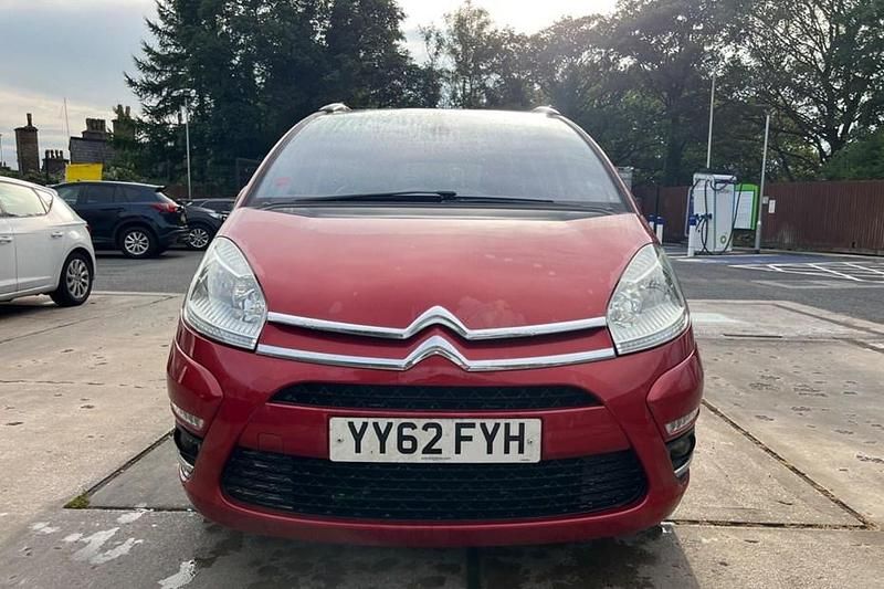 Red Used 2013 Citroën Grand C4 Picasso Platinum MPV | £2,750 (Super price) - Image 1/1