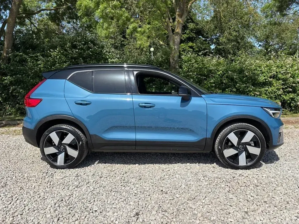 Used Volvo XC40 Ultimate 300 kW (408 HP) 2023 Blue SUV