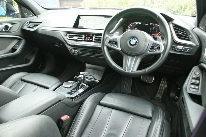 Used BMW M135 Comfort Edition 306 HP (225 kW) 2019 Blue Hatchback