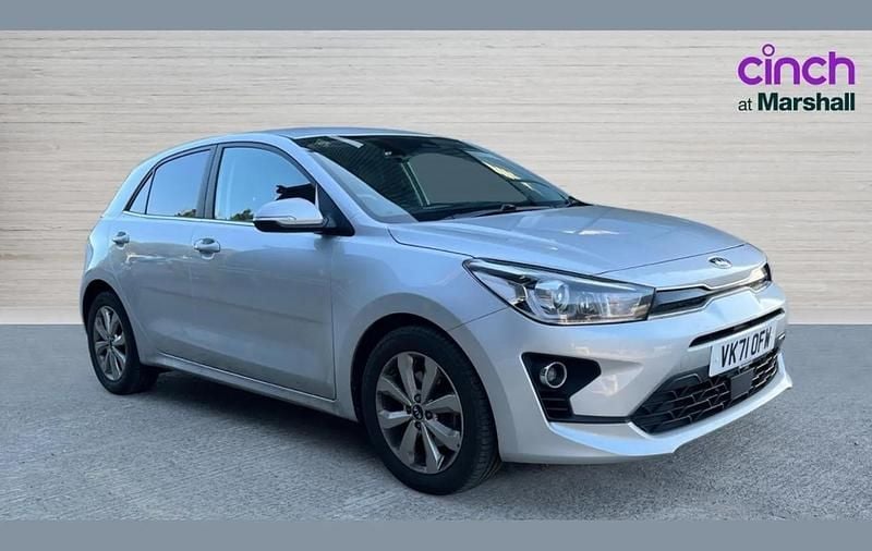 Used Kia Rio 118 HP (86 kW) 2021 Silver Hatchback