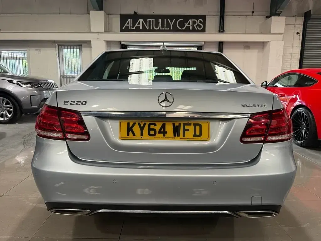 Used Mercedes E220 SE 177 HP (130 kW) 2014 Silver Sedan