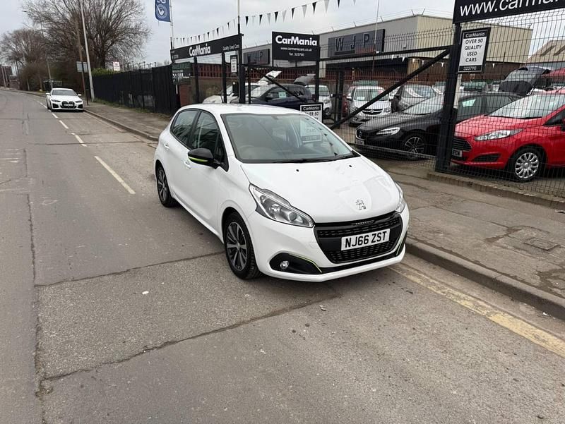 Used Peugeot 208 Active 2016 White Hatchback