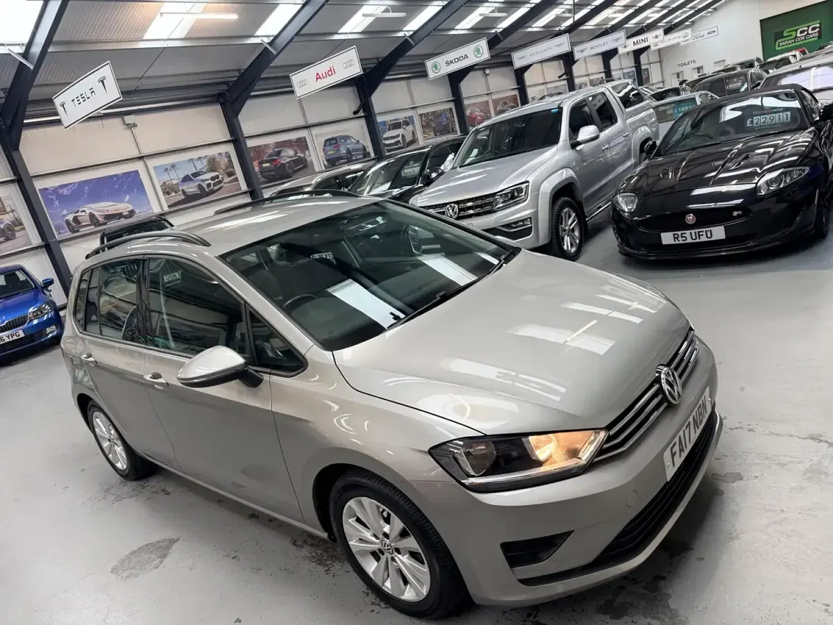 Used VW Golf Sportsvan SE 2017 Silver MPV