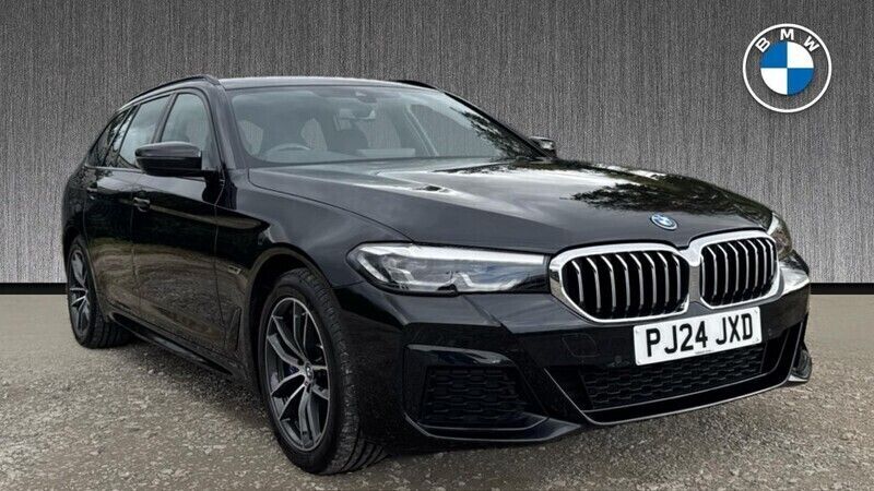 Black Used 2024 BMW 530e M Sport Estate | £35,299 (Fair price) - Image 1/4
