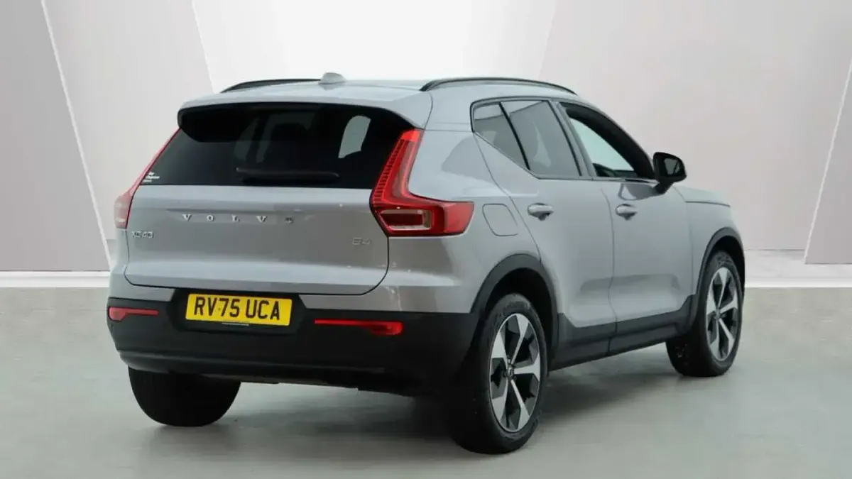 Used Volvo XC40 Plus 197 HP (144 kW) 2026 SUV