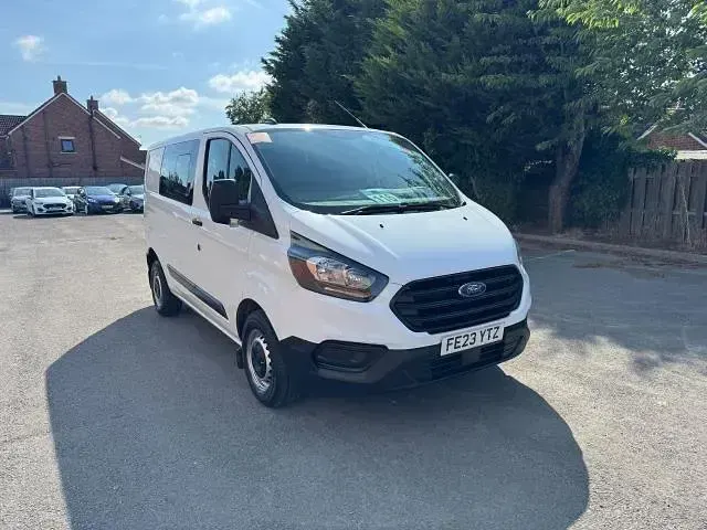 Used Ford Transit Custom 105 HP (77 kW) 2023 White Van