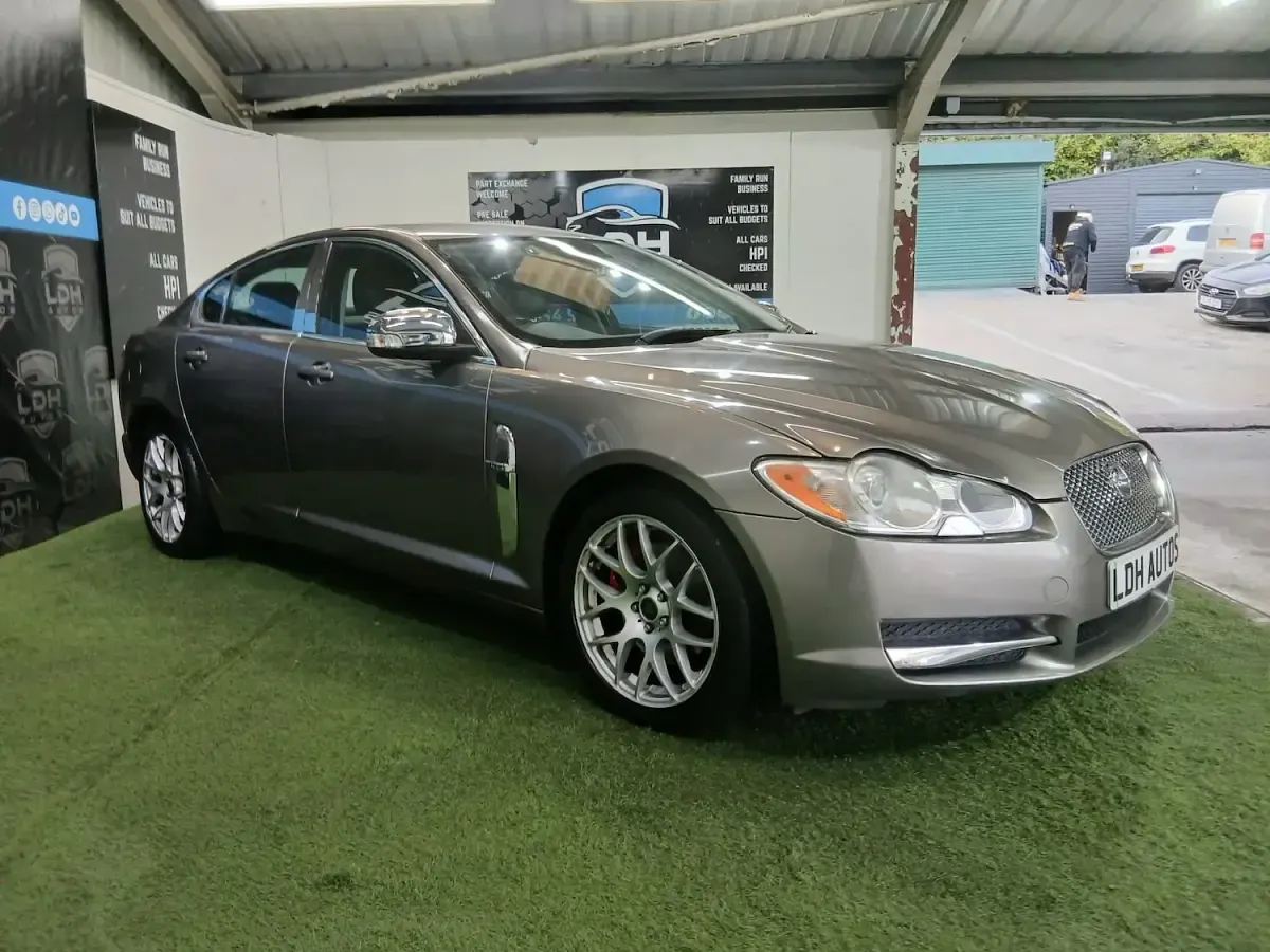 Used Jaguar XF Luxury 204 HP (150 kW) 2009 Grey Sedan