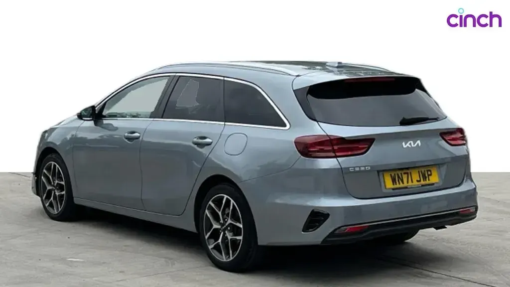 Used Kia Ceed 158 HP (116 kW) 2021 Silver Hatchback