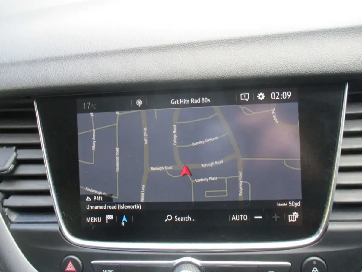Used Vauxhall Grandland X Business Edition 130 HP (95 kW) 2020 Black SUV