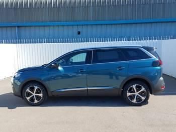 Second-hand Peugeot 5008 GT-line 181 CP (133 kW) 2019 Verde SUV
