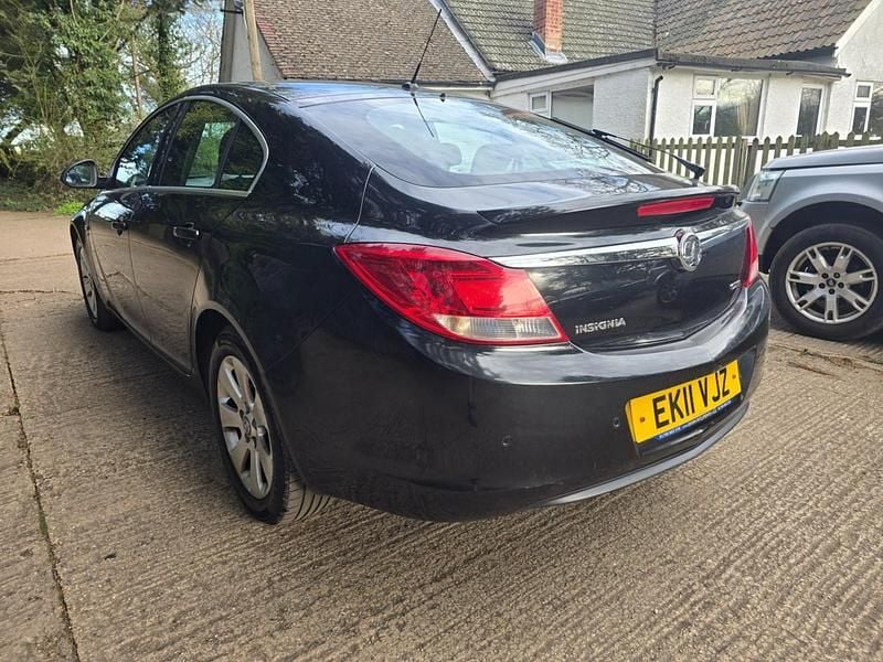 Used Vauxhall Insignia SRi 2011 Black Hatchback