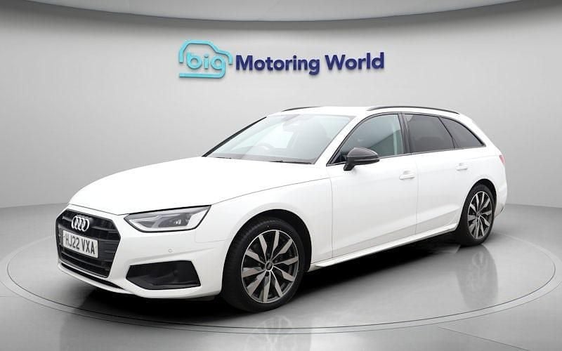 Used Audi A4 Sport 163 HP (119 kW) 2022 White Estate